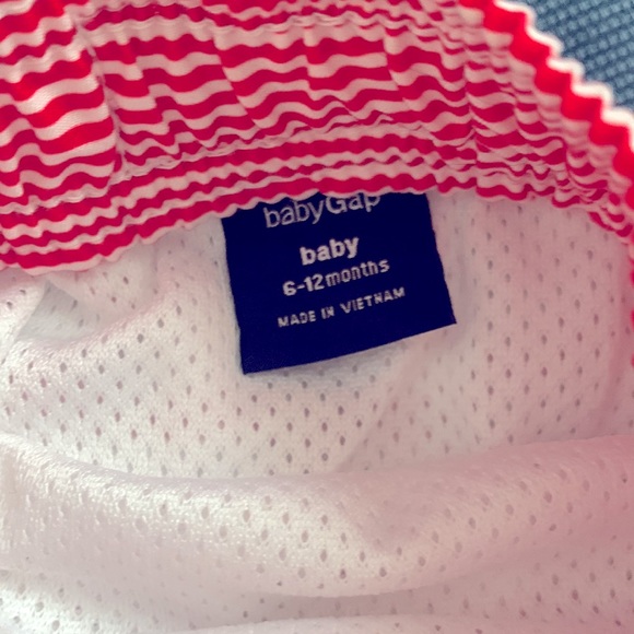 🌞3/$20 Baby Gap Baby Swim Trunks - Picture 3 of 4